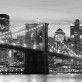 Бруклинский мост на фоне большого города