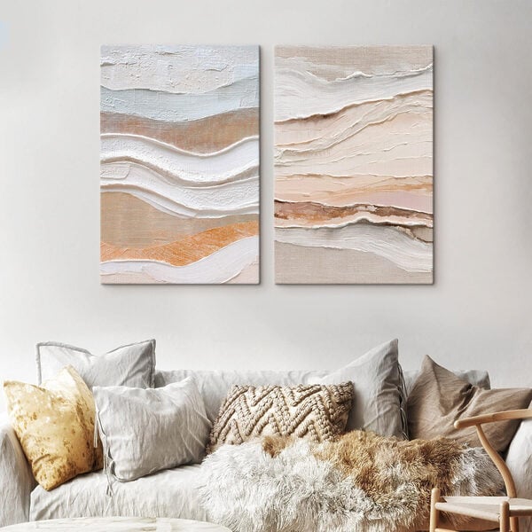 Soft waves of earthy tones blend