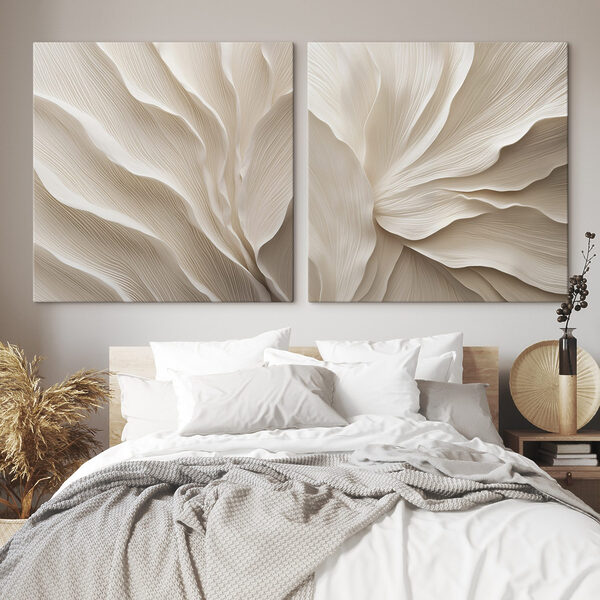 Delicate layers of flowing design