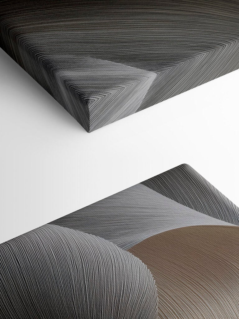 Flowing lines create subtle elegance